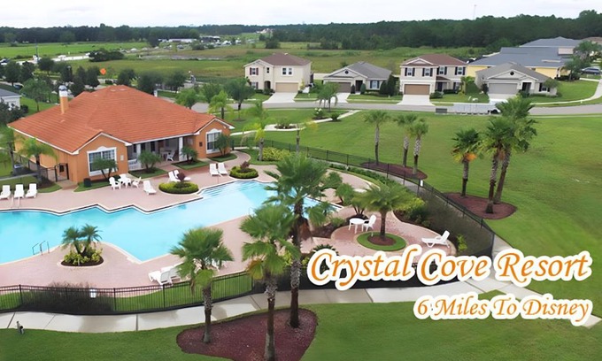 Crystal Cove Casa | Tourmaline Lovely 5 BR Sleeps 10 Pool Lake View