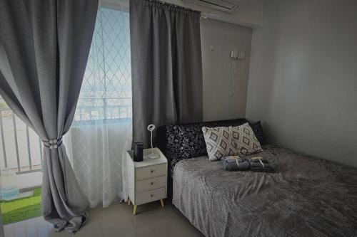 Santo Cristo Apartamento | Tower 5-2722, K3 Staycation at Grass Residences
