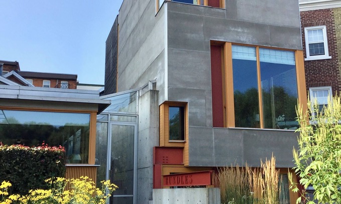 Stratford Casa | Tower House at seven&nine