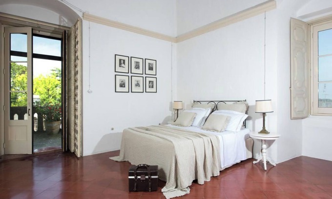 Casamassella Apartamento | Suite Torre con terraza privada y acceso a parque y piscina