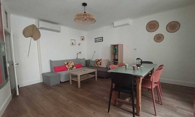 Buis-les-Baronnies Casa | Town center house, quiet and cozy