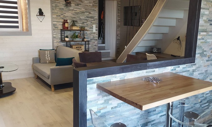 Montours Casa | TOWN HOUSE WITHOUT EXTERIOR