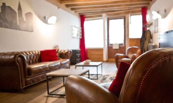 Tournus Casa | ¡Casa de pueblo al pie de la abadía restaurada en un espíritu de loft con jardín!