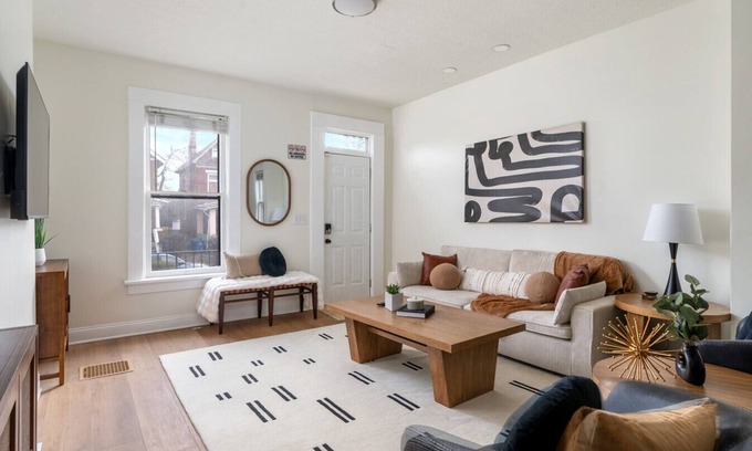 Near East Columbus Casa | Townhome|Backyard|Patio|NCH