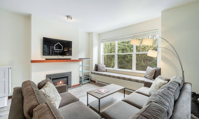 Blueberry Hill Condominio | Townhome | BBQ | Private balcony | Cable TV