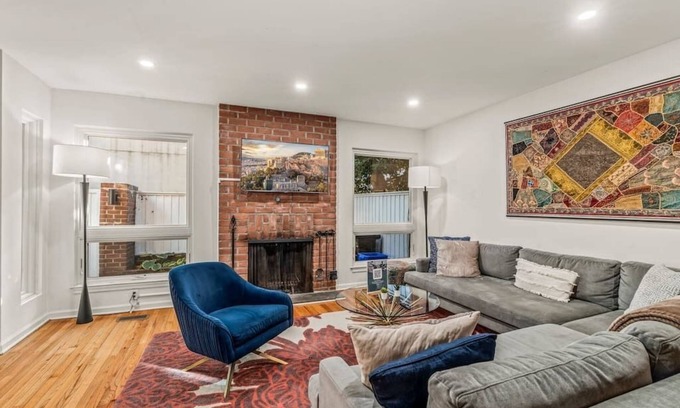 Fitler Square Casa | Townhome | Patio | Parking | Hosted By StayRafa