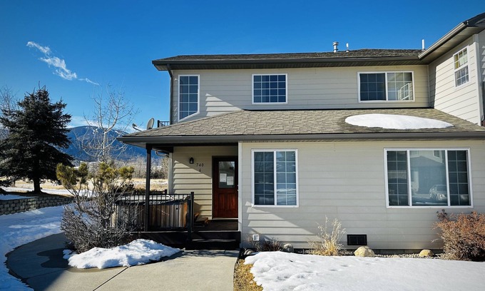 Red Lodge Chalet De Esquí | Beartooth Montana Getaway ~ Sleeps 10 ~ Ubicado en Red Lodge, MT