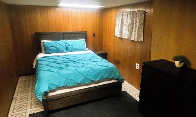 Westmont Casa | Townhome with Game Zone, Big Beds, & Smart TVs