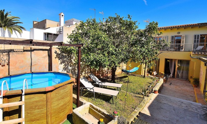 Muro Chalet De Esquí | Casa de Pueblo 015 con piscina privada, jardín, terraza, barbacoa y WiFi
