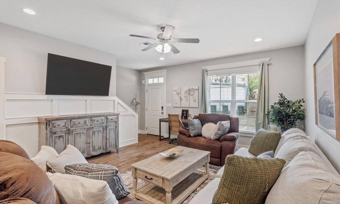 Lake Charles Apartamento | Townhouse in Downtown Lake Charles