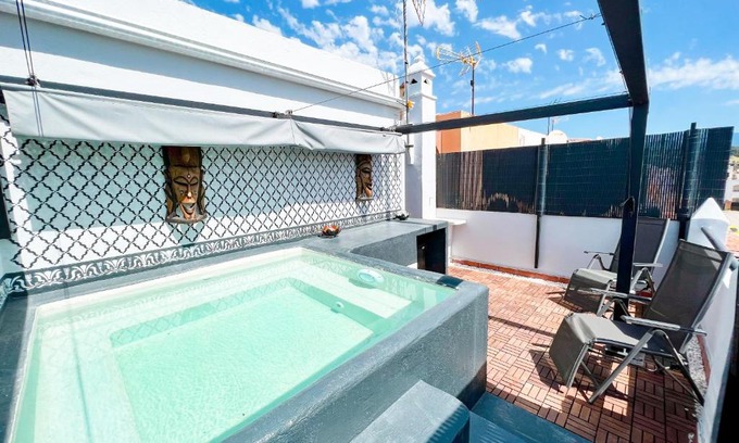 Estepona Casa | Townhouse with Arabic pool and close to the beach in Estepona