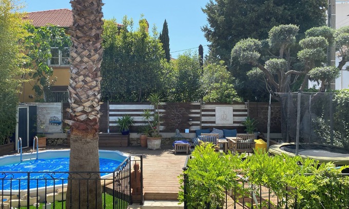 Riou - Petit Juas - Av de Grasse Casa | Townhouse with outdoor space ideal for relaxing and enjoying the outdoors