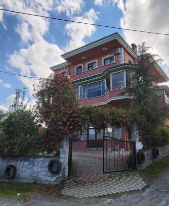 Trabzon Apartamento | Trabzon Gürbulakta kiralık villa