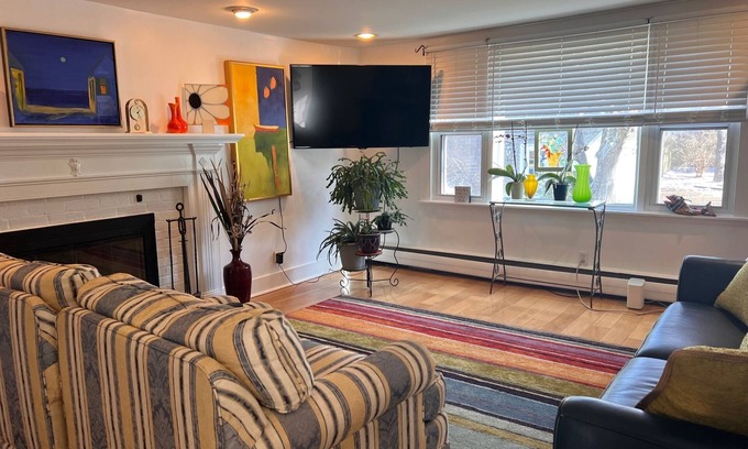 North Truro Casa | Traditional Cape Cod Home