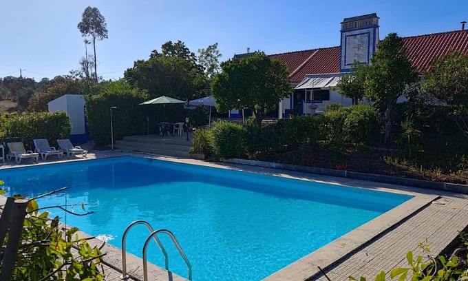 Montemor-o-Novo Cabaña | Traditional Country House with Private Pool