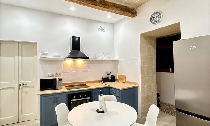 Cospicua Apartamento | Traditional House in Cospicua- Tal-Kajjik Guesthouse near Valletta Ferry Service