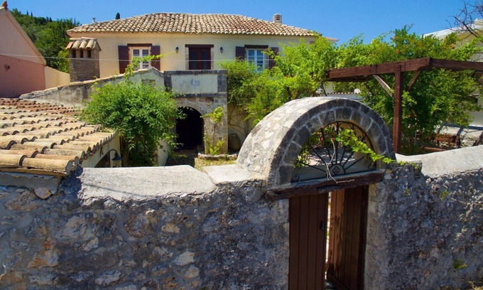 Mazarakata Villa | Traditional Kefalonia House | Kefalonian Vintage Residence | Two bedrooms | Demoutsadata