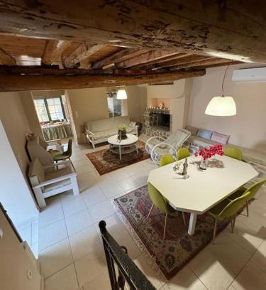 Valira Casa | Traditional maisonette just 15' from Kalamata