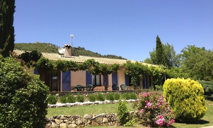 Salernes Villa | Tradicional villa provenzal con piscina privada climatizada