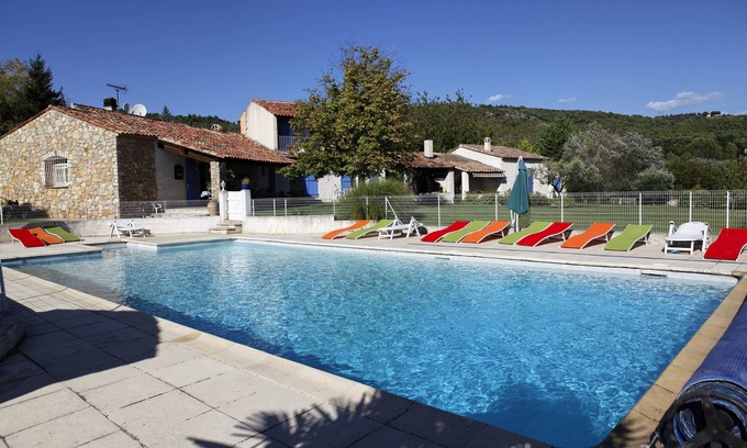 Villecroze Otro | casa de campo tradicional de Provenza con piscina 'Las Hortensias'