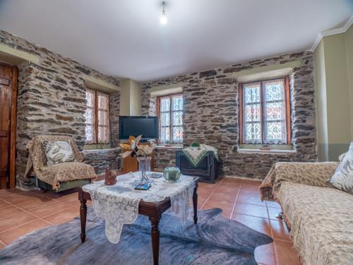 Monemvasia Casa | Traditional Stone Villa 1