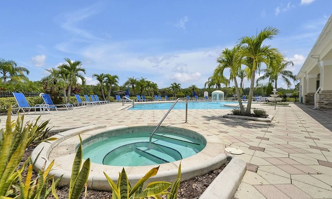 Trafalgar Village Casa | Trafalgar Villa Close 2 Disney-Game Room-Private Pool/Spa