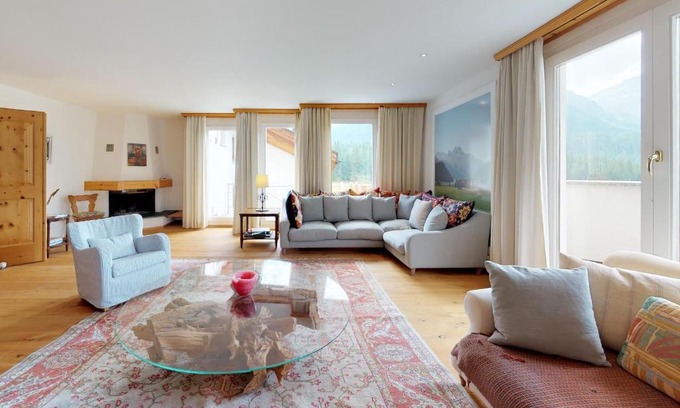 Champfer Apartamento | Trais Tschiervs