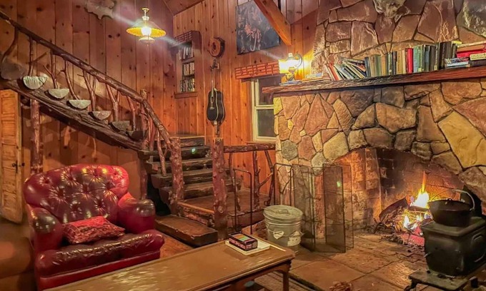 Big Bear Lake Cabina | Tranquil 8-Bedroom Lodge in Big Bear Lake
