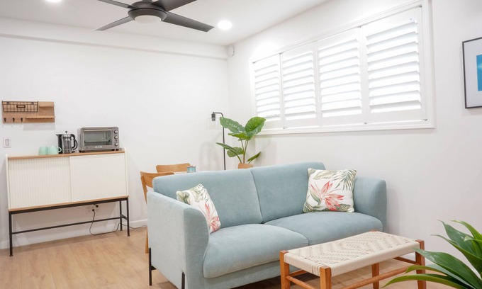 Eastern Honolulu Casa | Tranquil and Chic 1 Bd and Bth with Car and Sauna