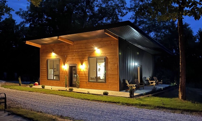 Jasper Cabina | Tranquil cabin with AC in charming Jasper