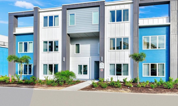Reunion Hotel | Spacious Modern Condo with Pool Table, Rooftop Terrace and Large Loft. Reunion Resort Water Park Access near Disney at Spectrum Resort Orlando by Rentyl - B44 #241