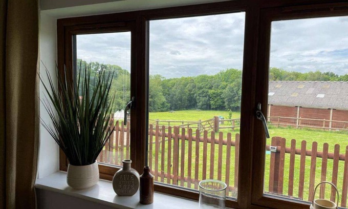 Hastings Cabina | Tranquil Countryside Lodge Retreat Near Rye & Coast