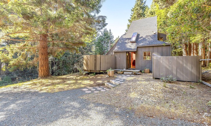 Sea Ranch Cabina | Tranquil, dog-friendly home w/ valley views and wood stove - close to trails