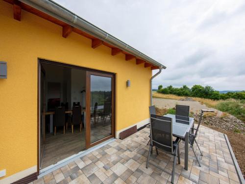 Filz Casa | Tranquil Holiday Home in Filz in the Eifel with Garden