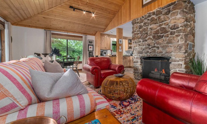 Lexington Casa | Tranquil home near W&L, VMI