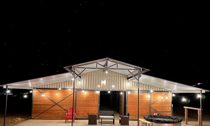 Joshua Tree Cabina | Tranquil Joshua Tree Cabin 360 Views Game Room Firepit