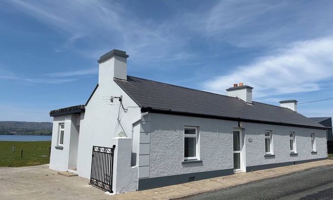 Ballycroy Cabaña | ★Tranquil, Modern & Stylish | Breathtaking Views ★