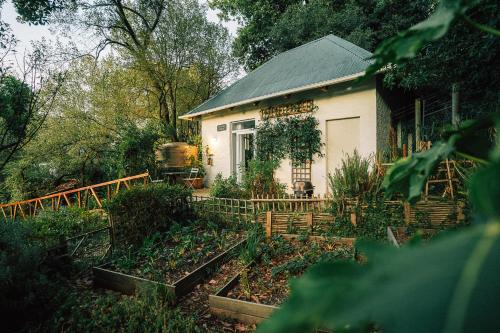 Cape Town Casa | Tranquil Mountain Retreat Hout Bay Cottage