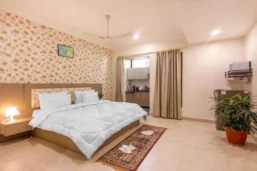 Sector 40 Apartamento | Tranquil Nest in Gurgaon with balcony