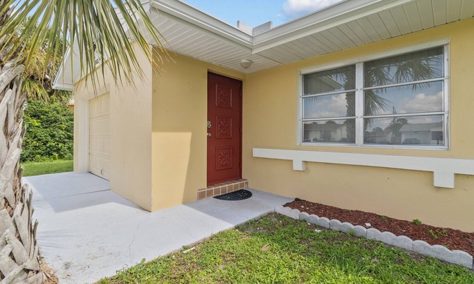 North Port Casa | *Tranquil Oasis* Near *Warm Mineral Springs*
