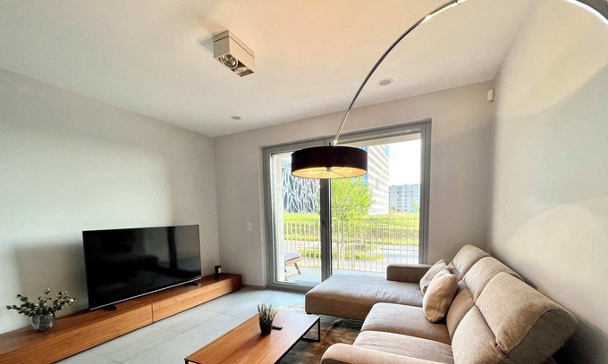 Gasperich Apartamento | Tranquil Oasis - Relax & Unwind