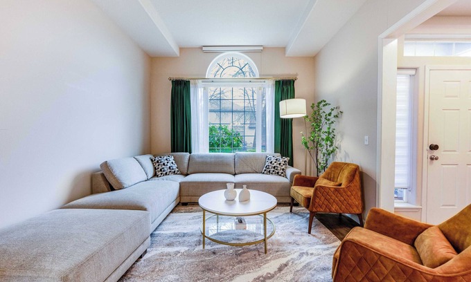 Orenco Casa | Tranquil Retreat in the Heart of Suburbia on 58th Ave – Your Getaway #41931