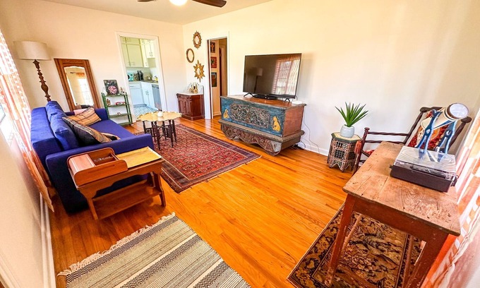 Plant City Casa | Tranquil Retreat in historic district. Your Home Away from Home.