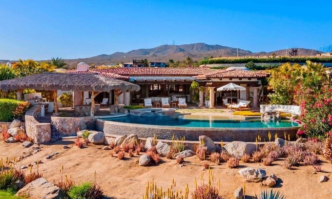 Cabo San Lucas Villa | Tranquil Retreat with Ocean & Golf Course Views