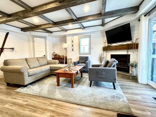 Collingwood Casa | Tranquil ski golf spa