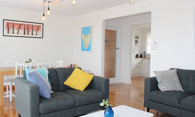 Howrah Apartamento | Tranquil Tranmere - 2 Bedroom Unit