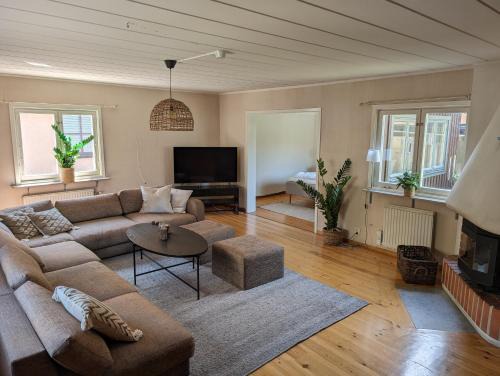 Innerstaden Apartamento | Tranquil Villa with Garden Views & Terrace 3BR