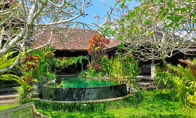 Melayang Villa | Tranquil villa with infinity pool in Bali paradise