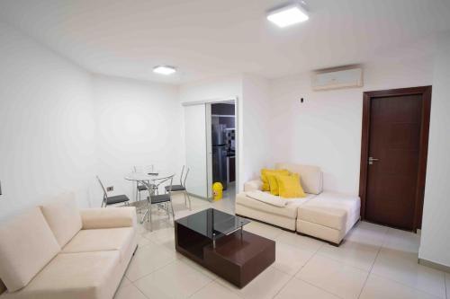 Tropical Lowlands Apartamento | Tranquility and Comfort, 1-Bedroom Apartment