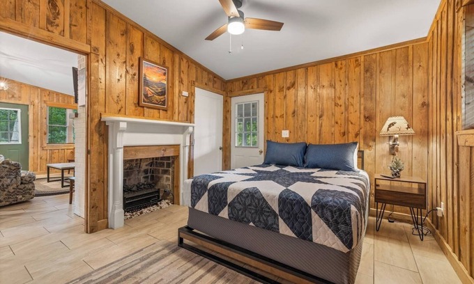Luray Casa | Tranquility Awaits: Shenandoah Riverfront Retreat!
